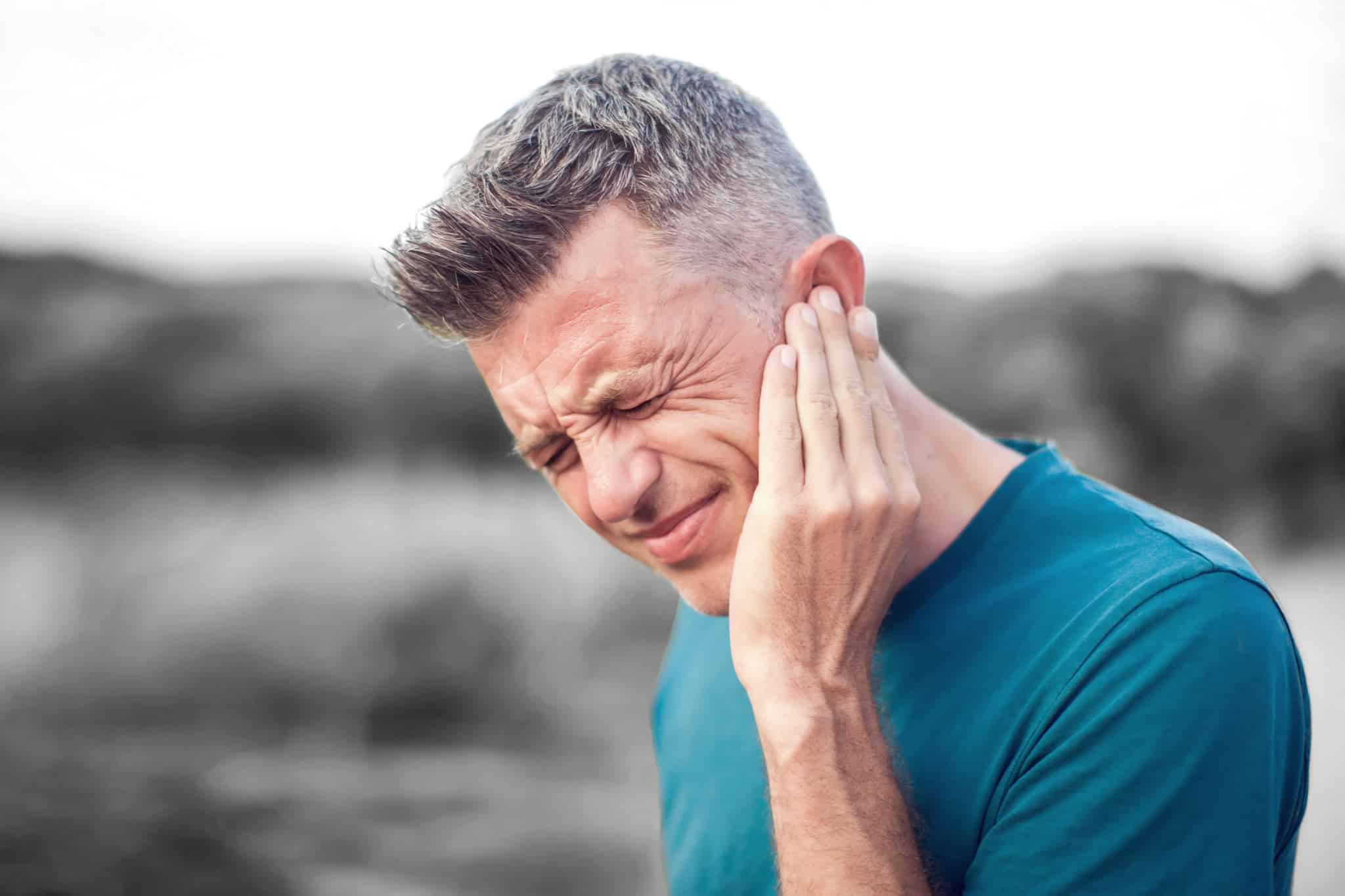 tinnitus ringing in mans ear