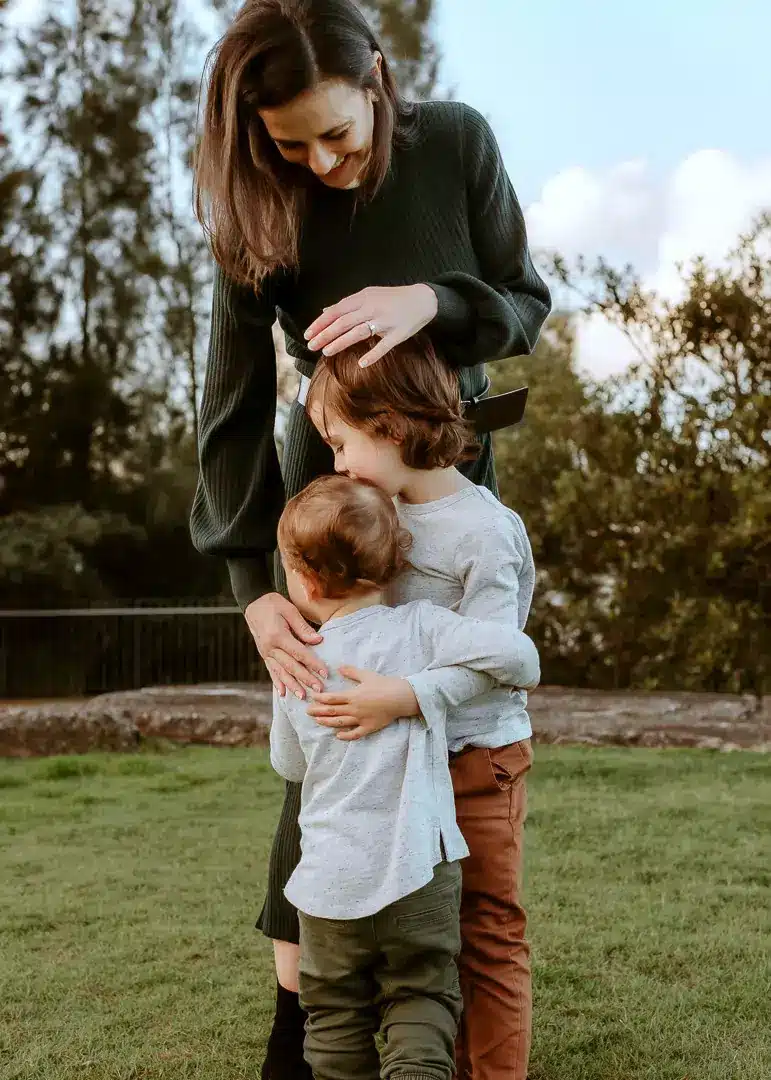 Annemarie with children 